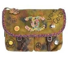 Chanel — Chanel Graffiti on the Pavements 178653 — Handbag — resale