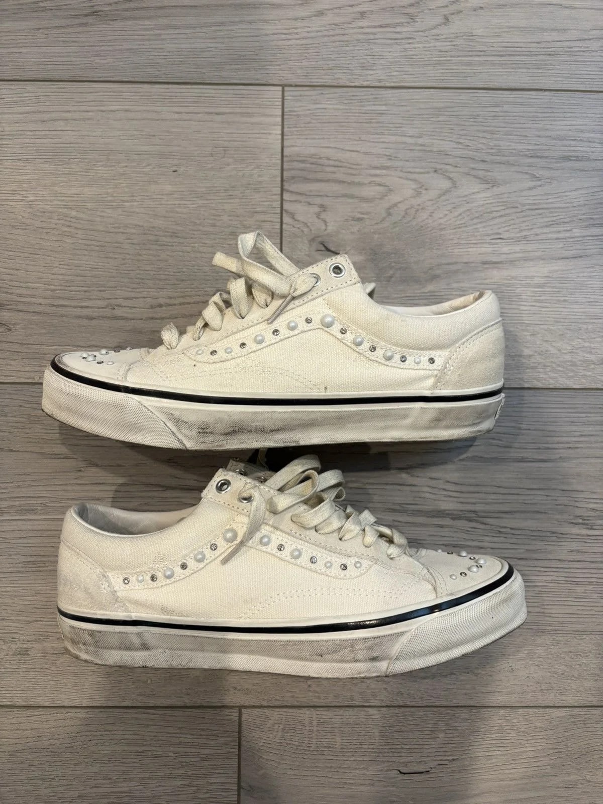 Vans — Vans Pearlized Marshmallows — Sneaker — resale