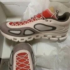 On Cloud X FKA / 7.5 US New Limited Edition 2