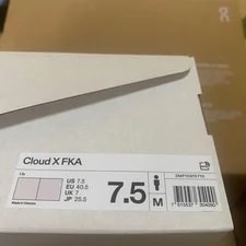 On Cloud X FKA / 7.5 US New Limited Edition 4