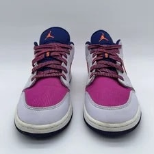 Air Jordan 1 Low GS Size 7Y / Size 8.5 Shoes 554723-502 2