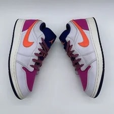 Air Jordan 1 Low GS Size 7Y / Size 8.5 Shoes 554723-502 4