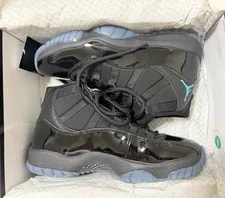 Jordan — Jordan Air 11 Retro 2025 Mid Top CT8012-047 — Sneaker — resale