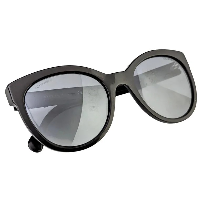 Chanel — Chanel Oversized Frame Sunglasses, , Tone Logo — Accessory — resale