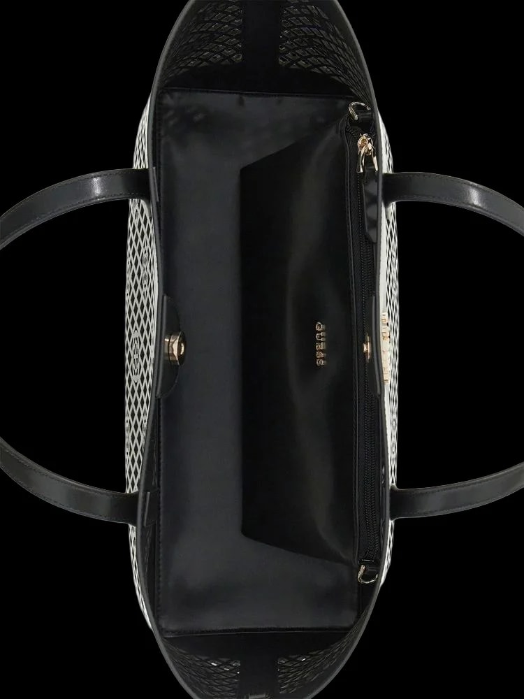 Guess Letty — 4