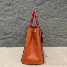 Prada (al1102o3) 4