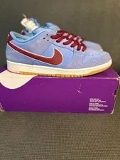 Nike SB — Nike SB Dunk Low PRM Phillies DQ4040-400 Valor Team Size 10.5 OG Box — Sneaker — resale
