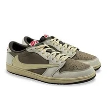 Jordan — 10.5 US - Jordan 1 LOW W BOX 2022 — Sneaker — resale