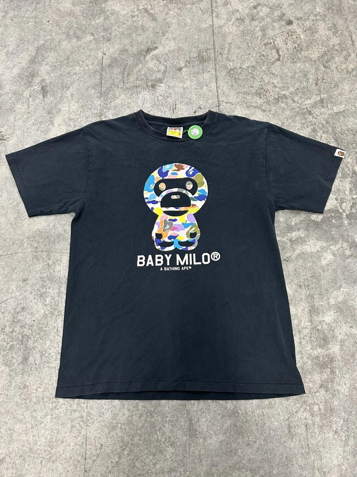 BAPE — Bape T Shirt Baby Milo — streetwear — resale