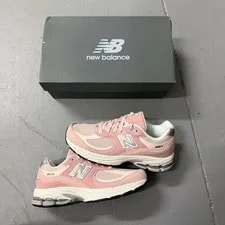 New Balance — New Balance 2002R GC2002SK — Sneaker — resale