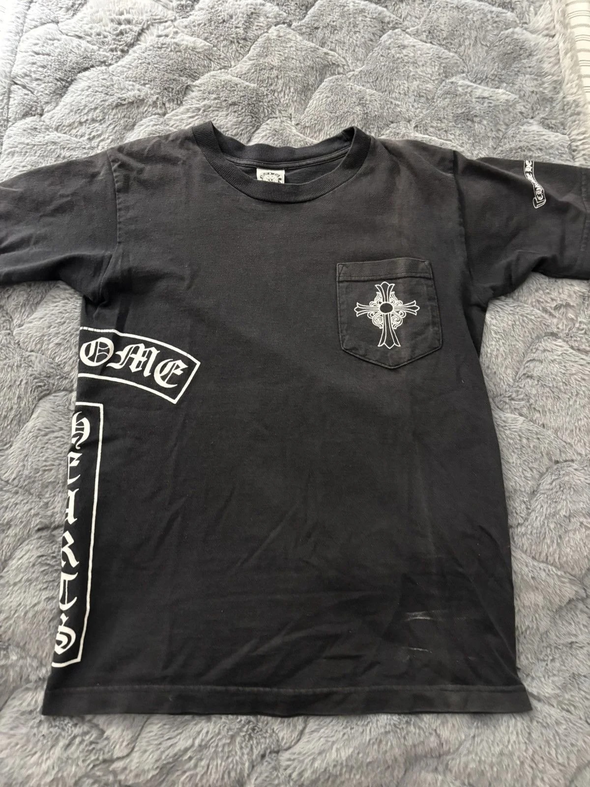 Hearts Tbar Shirt — streetwear — resale