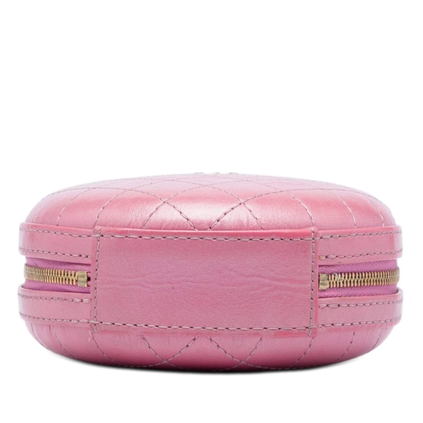 CC Stitched Chain Round Crossbody 3