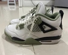 Jordan — Jordan Air 4 Mid Top “Seafoam” — Sneaker — resale