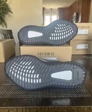 Yeezy Boost 350 V2 Carbel/Stegrey 4