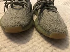 Yeezy Boost 350 V2 Tennis Shoe Athletic ’s Size 5 Excellent Shape 2