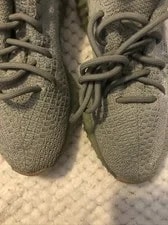 Yeezy Boost 350 V2 Tennis Shoe Athletic ’s Size 5 Excellent Shape 4