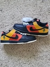 Nike SB — 2005 Nike SB Dunk Low Ray Gun — Sneaker — resale