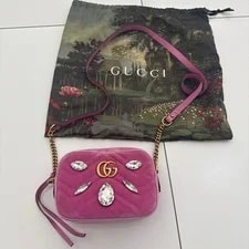 Gucci — Gucci GG Marmont Matelassé Camera — Handbag — resale