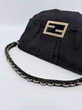 Fendi Mia Flap Soft Hobo JA553FD 4