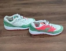 Size 5.5 - Saucony 6000 Split 4