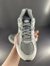 New Balance 2002R / Low Top Lace-Up 4