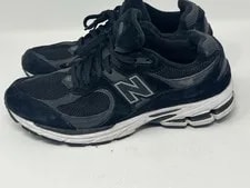 New Balance 2002R 10 2