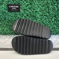 NEW Yeezy Slide YS-01 ’s Size 4 W/ Dust Bag 4