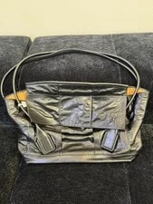 Bottega Veneta — Bottega Veneta Oil Wax Italy — Handbag — resale