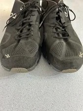 On Running Cloud Asphalt ’S Size 13 Running Shoes Casual 3