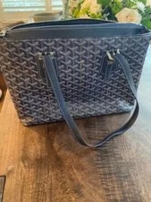 Authentic Medium Size Goyard 4