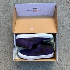 Vans Half Cabs /Grape W/ Print Size: 11.5 Dead Stock 2