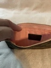 Louis Vuitton Neverfull /Wristlet. in Great Condition! 4