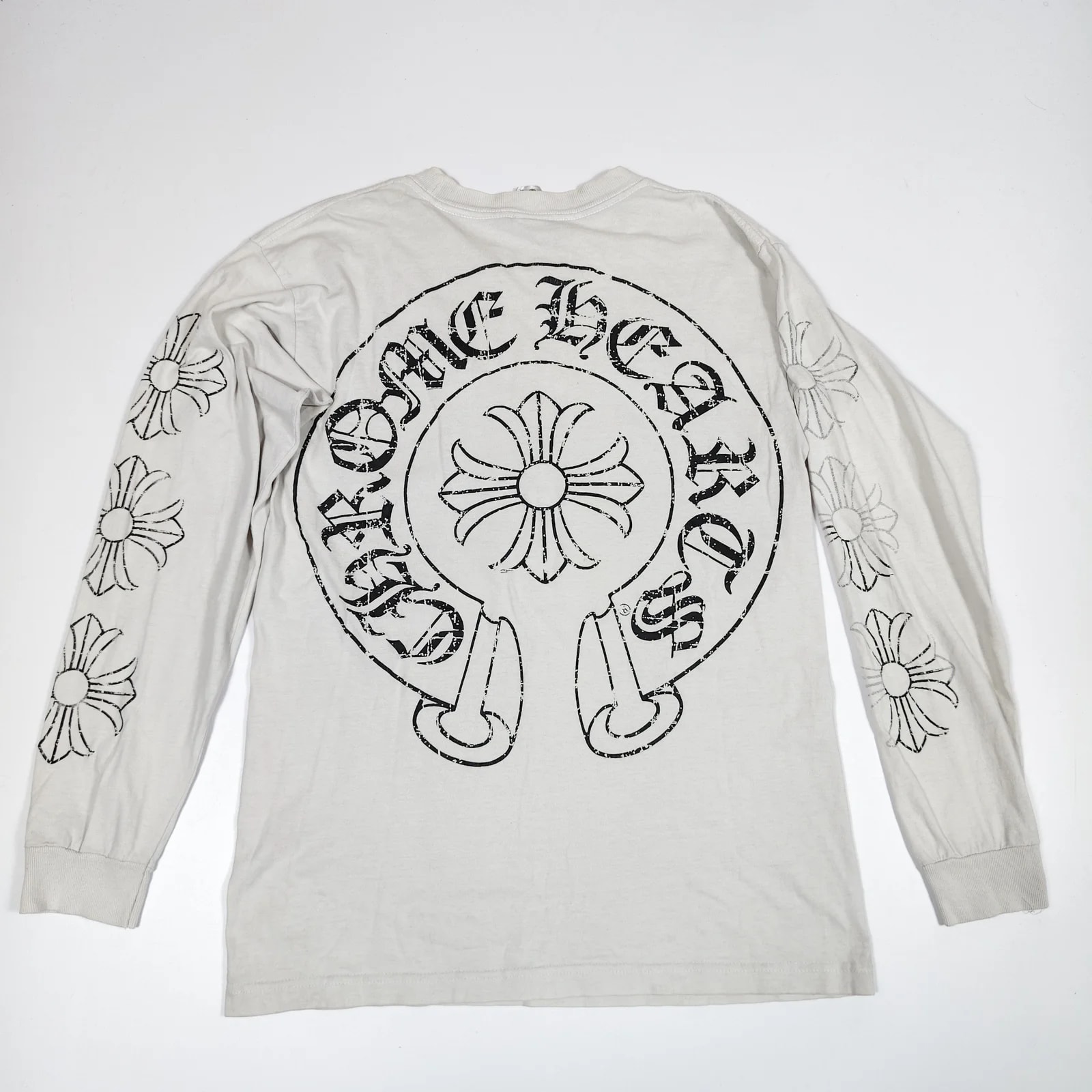 Chrome Hearts — 90s Hearts Horse Shoe Crossover Sleeve LS #E — streetwear — resale