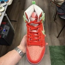 Size 10.5 - Nike SB Dunk High Strawberry Cough (Special Box) 2