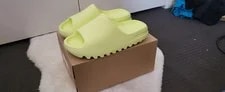 Adidas Yeezy Slide Glow US9 2