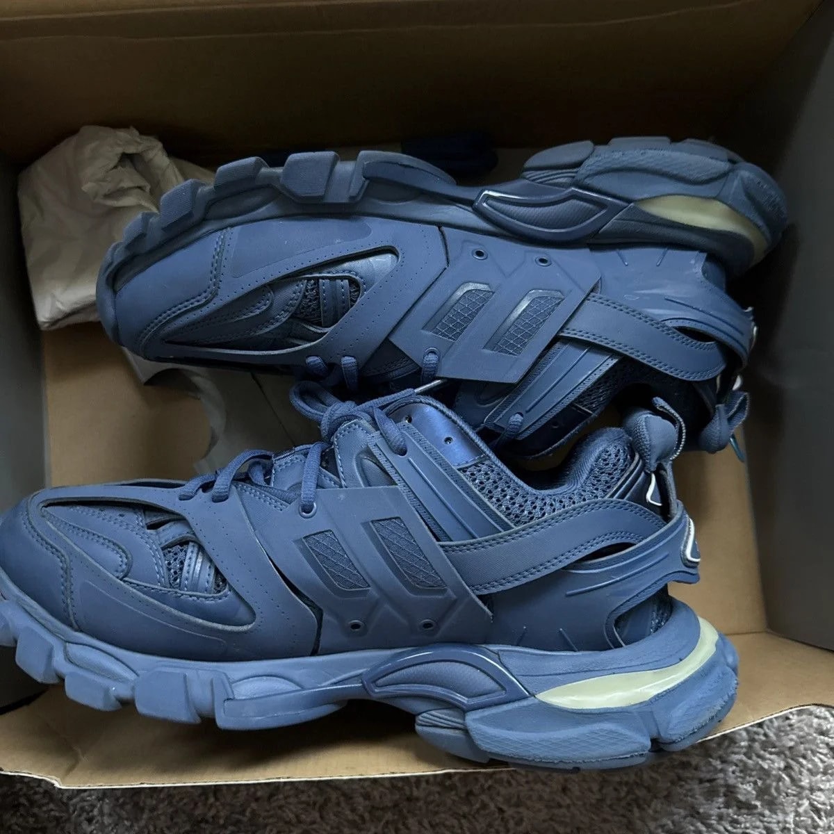 Balenciaga — Balenciaga Led Tracks — Sneaker — resale
