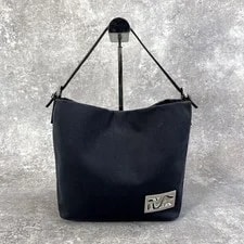Fendi — Fendi Mamma Baguette Logo Plate 22cm — Handbag — resale