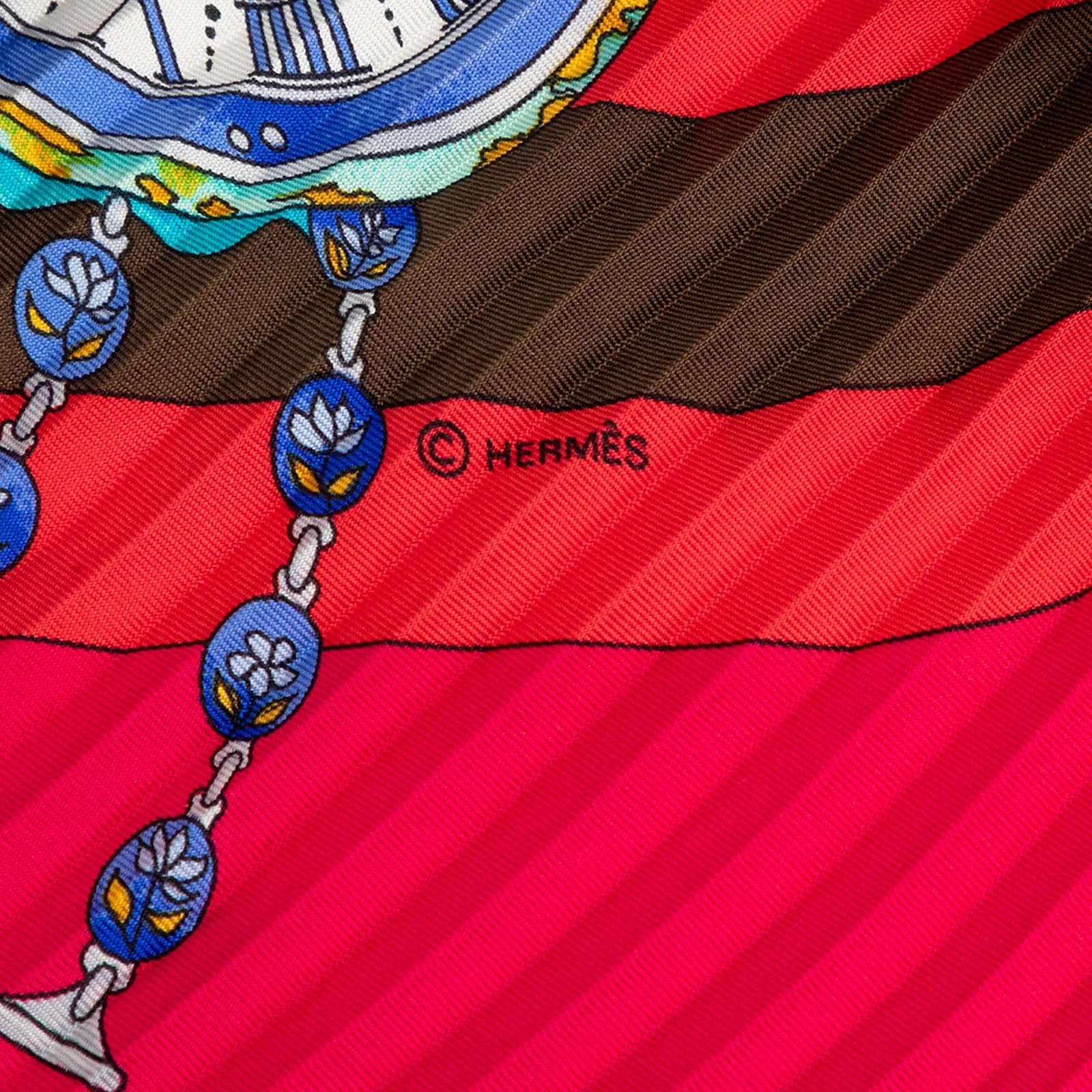 Parmi les Fleurs Je Compte les Heures Pleated Scarf 2