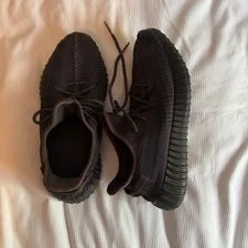 Yeezy 350 Boost V2 Size 9.5 US 2