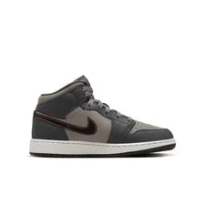 Nwob Grade School Air Jordan Retro 1 MID SE 'Night Stadium FQ8341-017 3