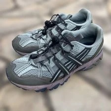 Asics — Asics 9.0US Gel-Sonoma Discontinued Color Scheme Anderson Bell — Sneaker — resale
