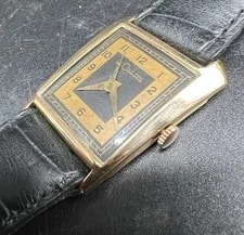 “Jaeger Le-coultre” Asymetric 18CT Pink Gold Case Exquisite Dial From 1950. 4