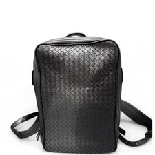 Bottega Veneta — Bottega Veneta Backpack Smooth (ws062226b5r) — Handbag — resale