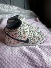 Nike SB Dunk Pro High Blossom 4