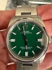 Rolex Oyster Perpetual 126000 Green Full Set 2