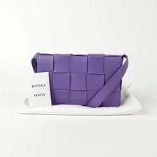 Bottega Veneta — Bottega Veneta 578004 Cassette and Crossbody 100845823 — Handbag — resale