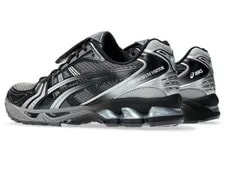 The Museum Visitor Asics Gel-Kayano 14 1203A528-021 Size 4