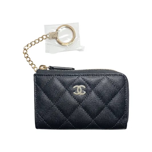Chanel — Chanel Zipped Key Holder Case — Accessory — resale