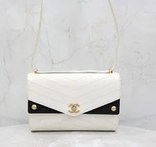 Chanel — Chanel Chevron Flap 27 Series AS0071 149586627 [P] — Handbag — resale