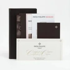 Patek Philippe Calatrava 33mm 7122/200R-001 18K Yellow Gold 3